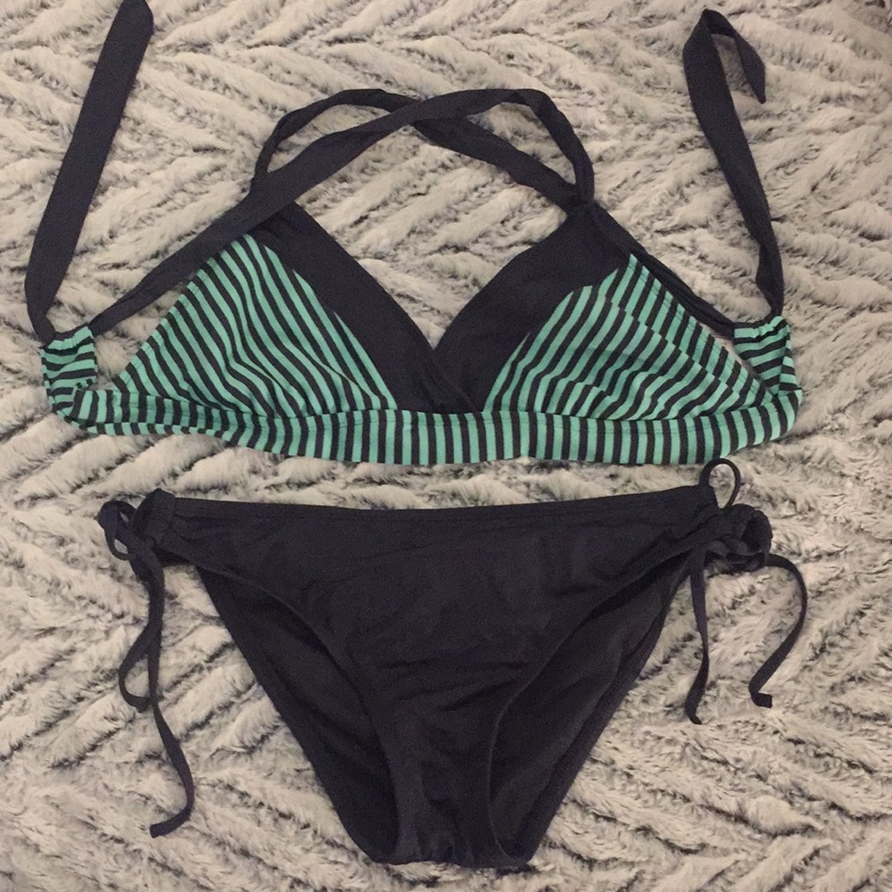 Bathing suit